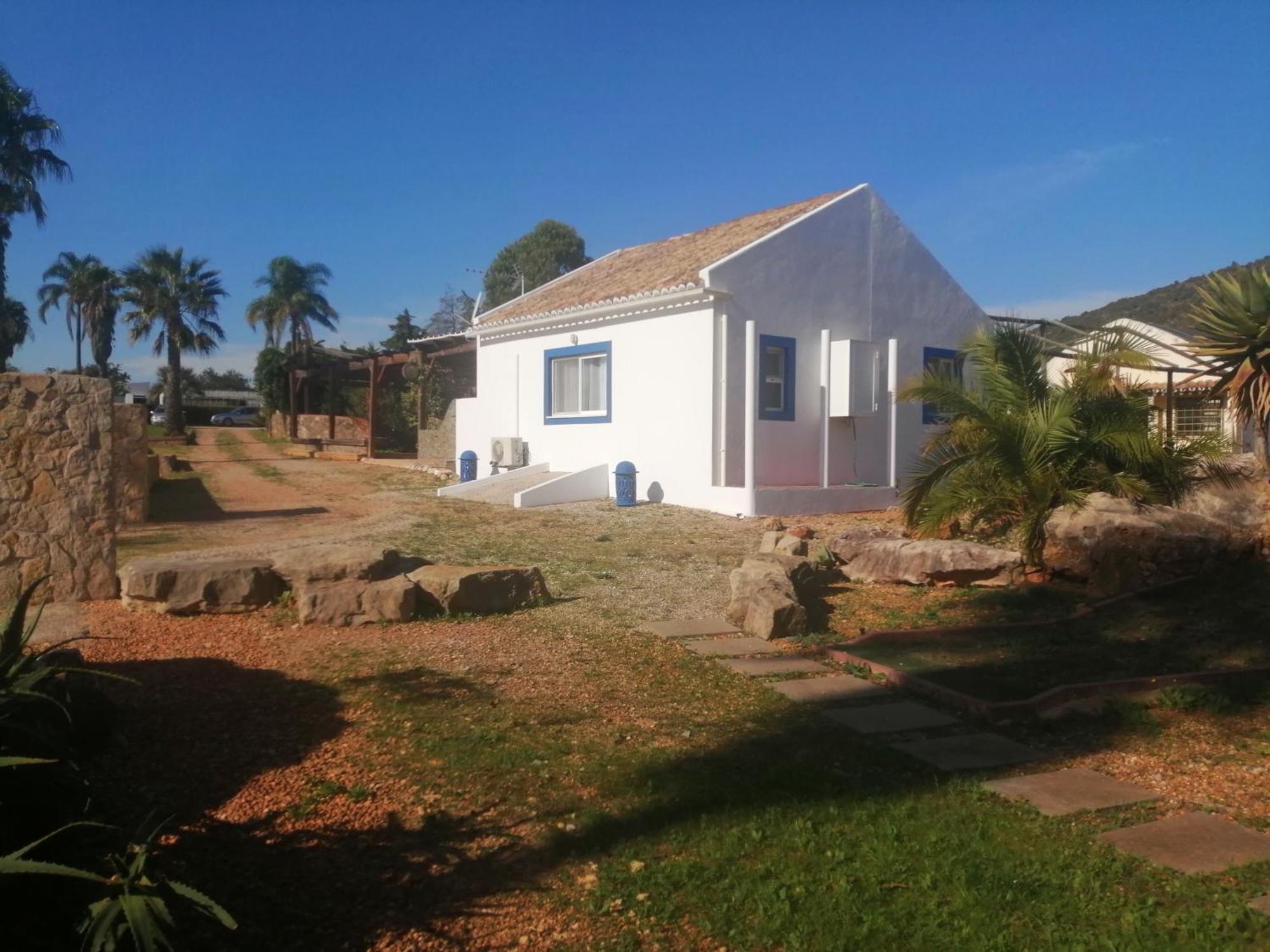 Duas Casas De Ferias Medronhal Faro Em 520 - 2 Exterior photo